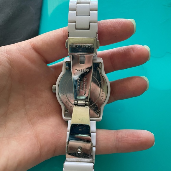 White Michael Kors Watch - Picture 3 of 4